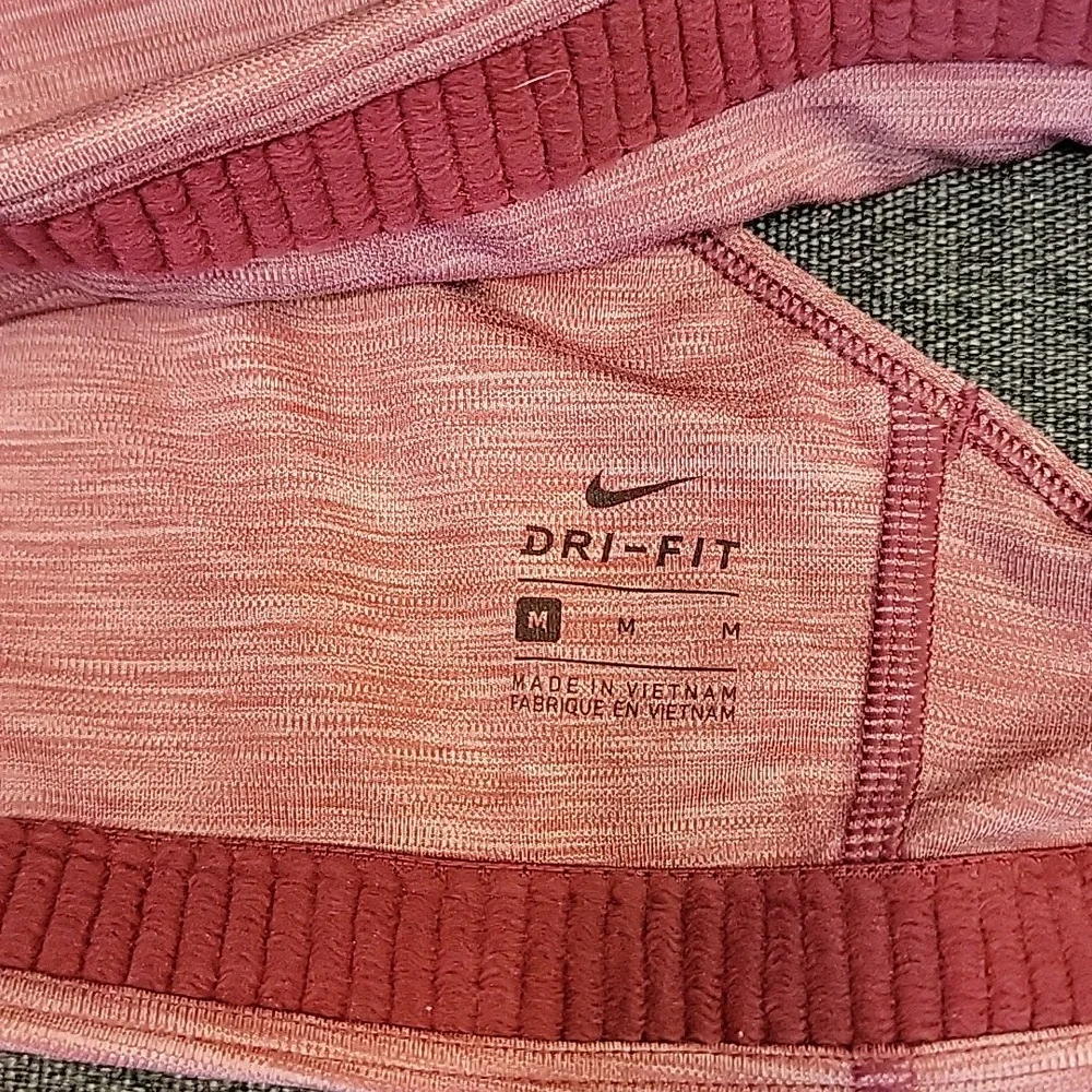 Nike Dri Fit Swoosh Maroon Sports Bra Racerback Size Med - Picture 5 of 6